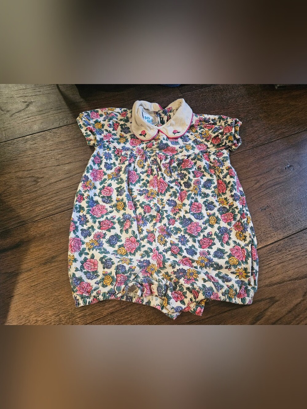 Vintage Oshkosh B’Gosh Floral Romper Bubble Peter Pan Collar sz 12 Months Used. 